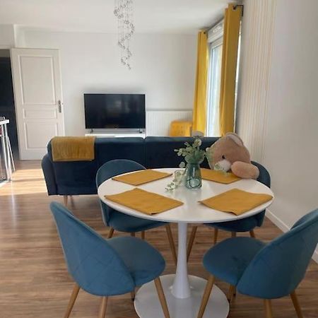 Appartement 3P Gare Terrasse Et Parking Prive Franconville  Kültér fotó