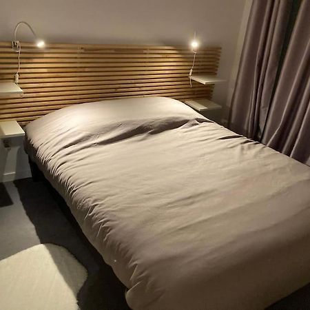Appartement 3P Gare Terrasse Et Parking Prive Franconville  Kültér fotó